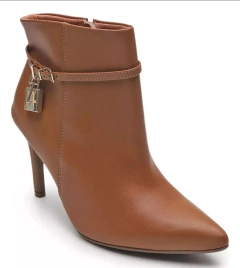 Botineta Astary importada con hebilla y candado - comprar online