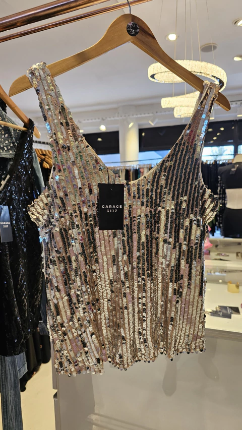 Musculosa Beata integramente bordada en paillette - comprar online