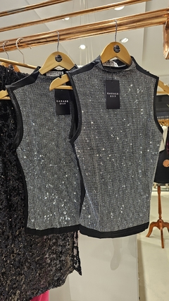 Top Mirna cuellito alto strass importado