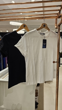 Remera Cota algodón manga corta cuello redondo
