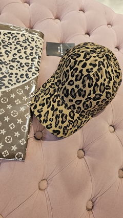 Cap Vivi animal print