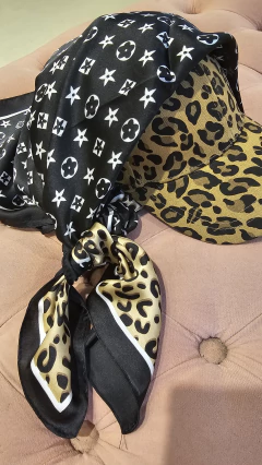 Pañuelo Lv animal print estampado