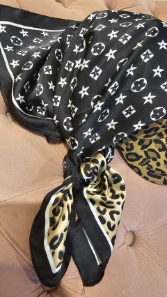 Pañuelo Lv animal print estampado - tienda online