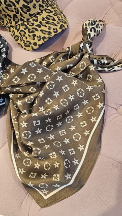 Pañuelo Lv animal print estampado - GARAGE 3117