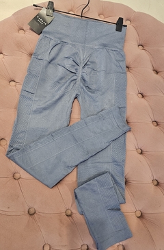 Calza Debi gris elastizada con frunce en la cola - comprar online