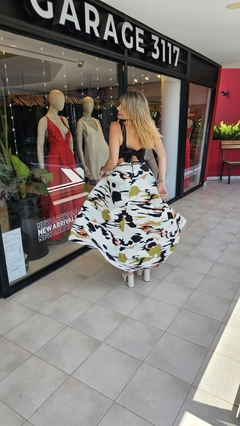 Falda Aleia crep pesado estampada con bolsillos en internet