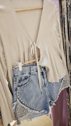 Short Tarina con detalles animal print - tienda online