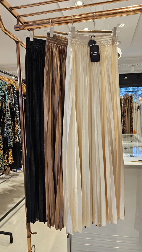 Falda Victa plisada seda cintura elastizada - comprar online