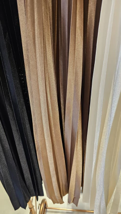 Falda Victa plisada seda cintura elastizada - GARAGE 3117