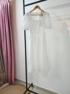 Imagen de Vestido Agatha importado seda blanco manga princesa