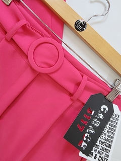Short alexandra con cinturón fucsia hipnotic en internet