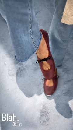 art 310 Ballet - Blah. Shoes