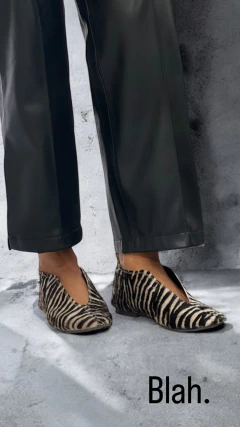 ART 302 OLivia ALta PELO - Blah. Shoes