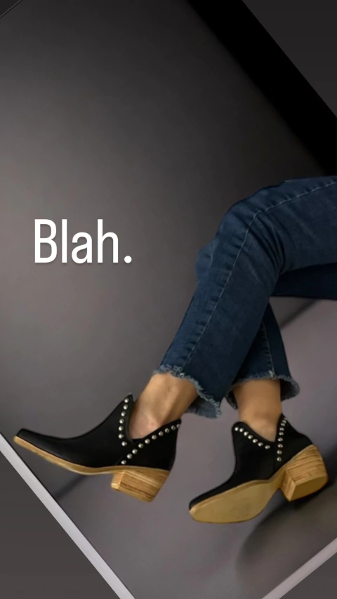 "Pin" Bota de cuero con tachas art 3010 - comprar online