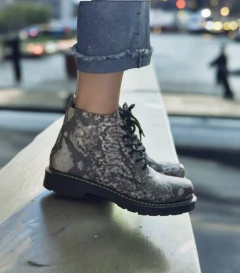 Borcego Caña Baja (Art 900) en internet