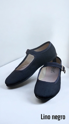 "Chinitas" (Art 1030) - Blah. Shoes