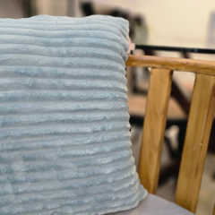 ALMOHADON FLANNEL CORDERO en internet