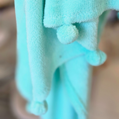 MANTA POLAR POMPON - comprar online
