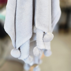 MANTA POLAR POMPON