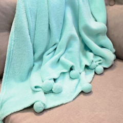 MANTA POLAR POMPON - tienda online