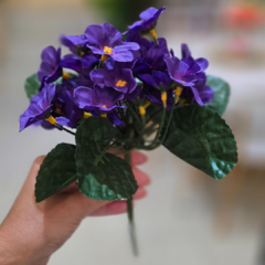 RAMO DE VIOLETAS 22 cm - comprar online