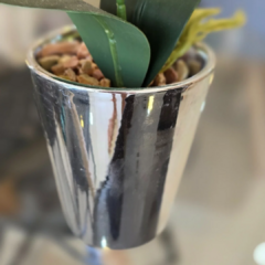 Imagen de MACETA CON ORQUIDEA