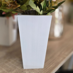 FLORERO PIRAMIDAL DE MADERA
