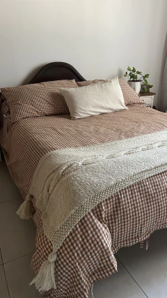 Pie de cama tejido - comprar online