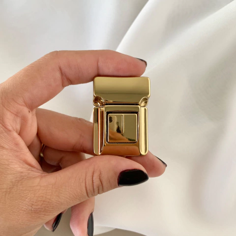 Fecho Metálico Botão Retangular (Unid.)