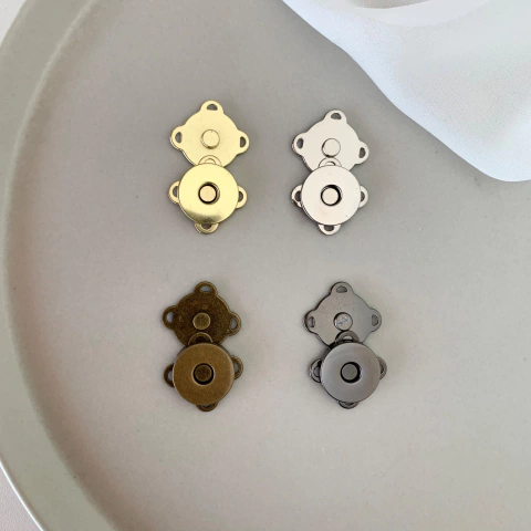 Fecho em botão imantado Costurável 18mm (Par)