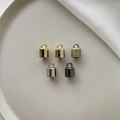 Terminal Metálico Pequeno (Unid.)