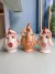 Galinha decorada com flores - Bege - comprar online