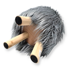 Puff banquito nordico pelo largo base madera deco - pachos