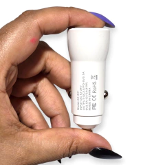 Cargador de auto doble entrada usb y carga rapida