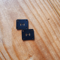 *PRONTA-ENTREGA* Placa de Couro Sintético para Botão Imantado de 18mm