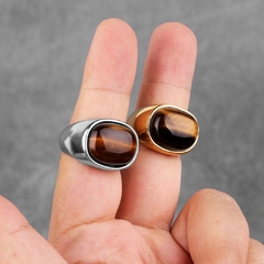 Anel Masculino Clássico Pedra Olho de Tigre - comprar online