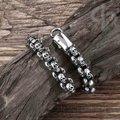 Pulseira Masculina Caveiras Aço Inox na internet