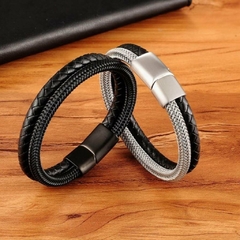 Pulseira Masculina de Couro e Fio de Aço Inoxidável Fecho Magnético na internet