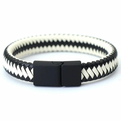 Pulseira de Couro Trançado Fecho Magnético na internet