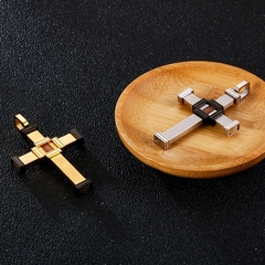 CORRENTE CRUCIFIXO AÇO INOX E MADEIRA - Pulseiras e Acessórios Masculino | Sr Lordre