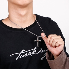 CORRENTE CRUCIFIXO AÇO INOX E MADEIRA na internet