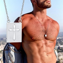 Colar Masculino Cruz Aço Inoxidável - comprar online