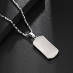 Imagem do COLAR MASCULINO TAG CRAVEJADA EM ZIRCÔNIA E AÇO INOX