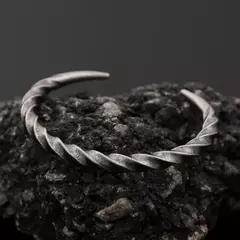 Bracelete Retrô Aberto Aço Inoxidável Premium - Pulseiras e Acessórios Masculino | Sr Lordre