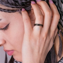 Anel Black Martelado de Tungstênio Confort Premium