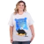 Camiseta Unissex PLUS SIZE do Junim "Pra que correr atrás dos seus sonhos, se você só precisa dormir" na internet