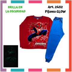 Imagen de Pijama HOMBRE ARAÑA estampa GLOW que BRILLA en la oscuridad 100% algodón peinado premium