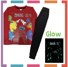 Pijama AMONG US estampa GLOW que BRILLA en la oscuridad 100% algodón peinado premium