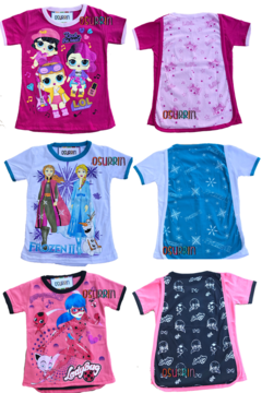 Remera con capa FROZEN Ana, Elsa y Olaf