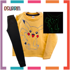 Pijama PIKACHU estampa GLOW que BRILLA en la oscuridad 100% algodón peinado premium